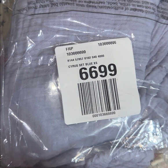 NWT FREE PEOPLE
Cyrus Shorts Set - Dried Hydrangea - Picture 8 of 8